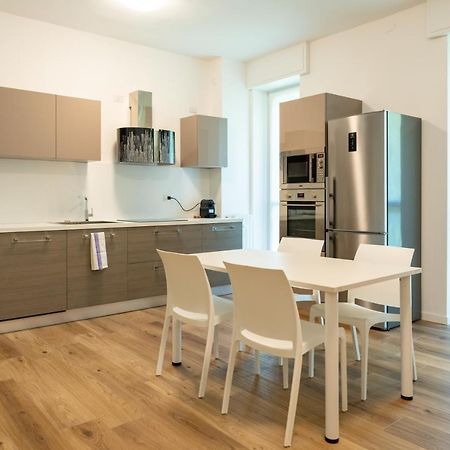 Appartamento 15Min Metro Duomo - Rho Fiera - Skyscraper Kitchen Milano Esterno foto
